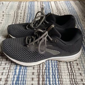 Brooks Running Revel 2